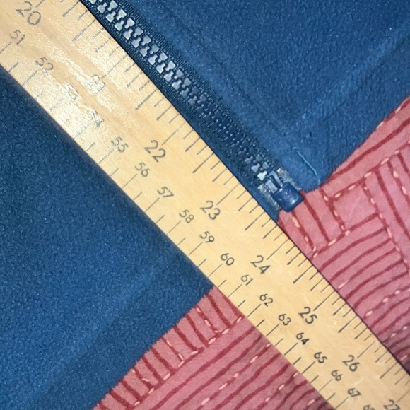 The North Face Navy Zip-Up fleece sweater / light jacket - Picture 8 of 13